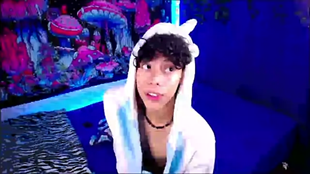 Thedoll_ethan7's cam snapshot