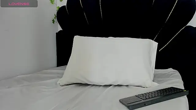 XaanderGrey's cam snapshot