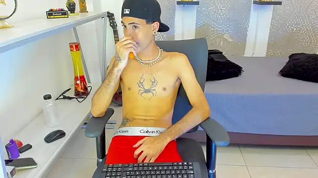 JacobBlackwell_'s cam snapshot