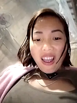 Annaacutee's cam snapshot