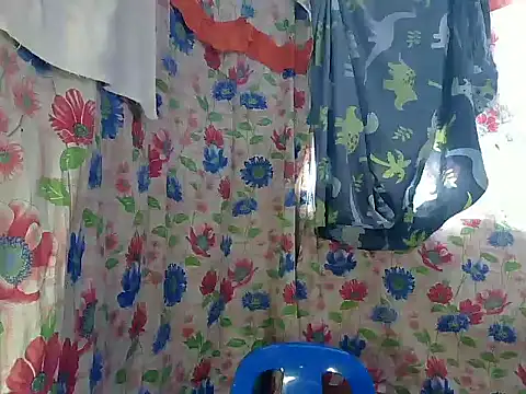 PinaySkinnyGirl's cam snapshot