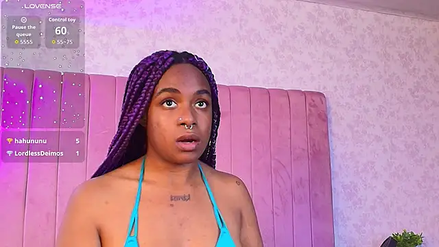 NahomiiFox's cam snapshot