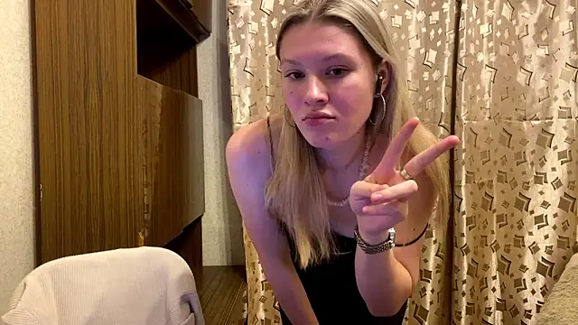 SkyeDavis's cam snapshot