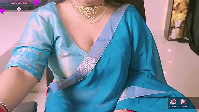 Khaleesiiii's cam snapshot