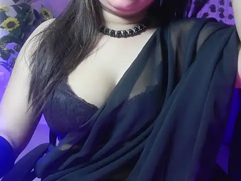 Saira_Hotty's cam snapshot