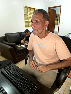 Lucasjandre live sex cam