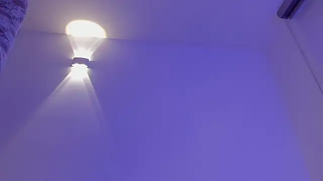 sarah_pierce live sex cam