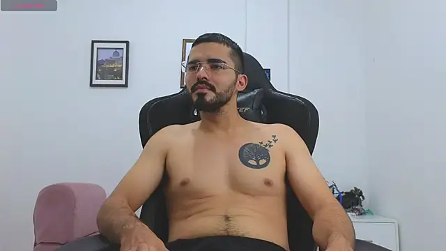 Massimoo_07 live sex cam