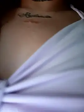 Alis_1327 live sex cam