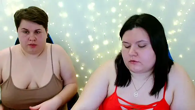 BeckyAndHellen live sex cam
