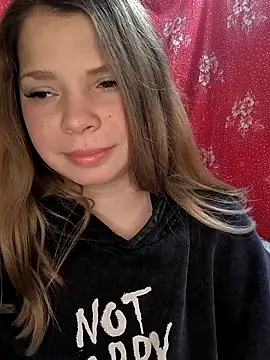 Zuli_Kiska's cam snapshot