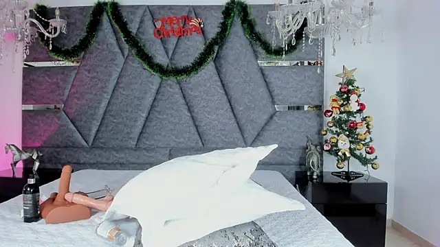 Amara_Rossee's cam snapshot