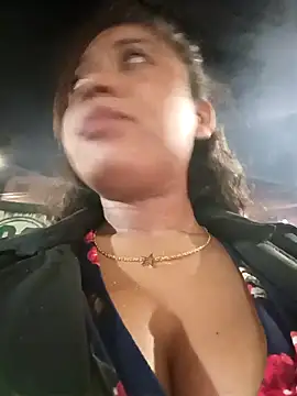 cindy_damm's cam snapshot