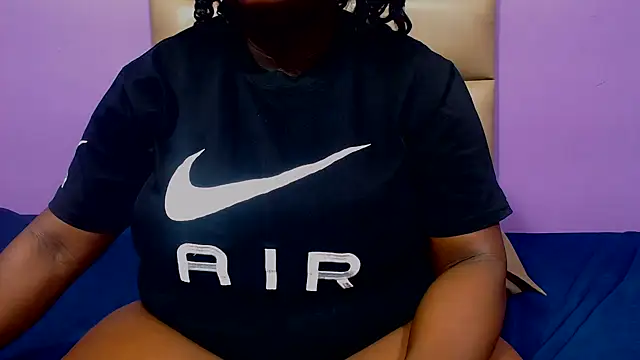 DARKGIANTMELANIN's cam snapshot