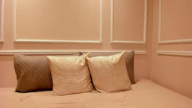 Lucy_Canel's cam snapshot