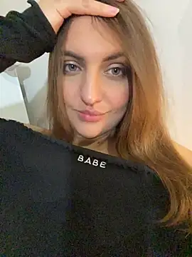 AliceAlicee's cam snapshot