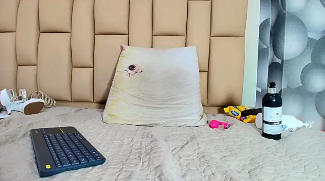 hannah_teehn's cam snapshot