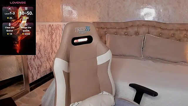 Lana_Sl4ve's cam snapshot