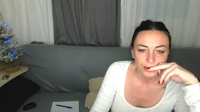 CloveLove's cam snapshot