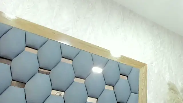 juliette_pretty_'s cam snapshot