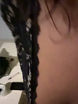 therealbeverlycious's cam snapshot