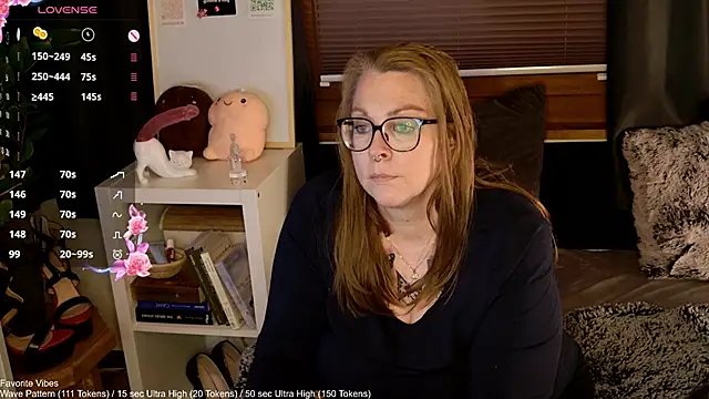 Big_Beautiful_MILF's cam snapshot