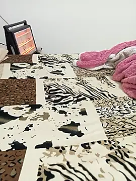 Rouzalinda's cam snapshot