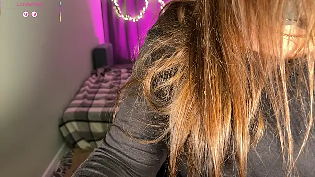 HoneyHamsters's cam snapshot