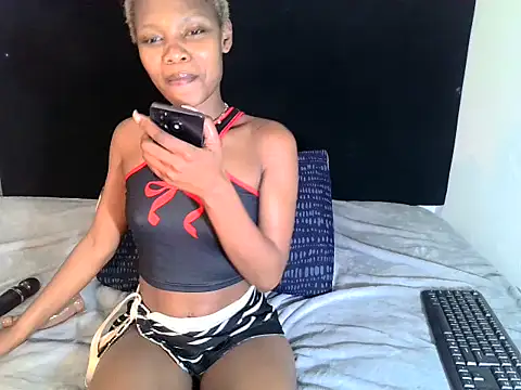 RayaBae's cam snapshot