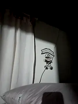 OfficialMineirinho's cam snapshot