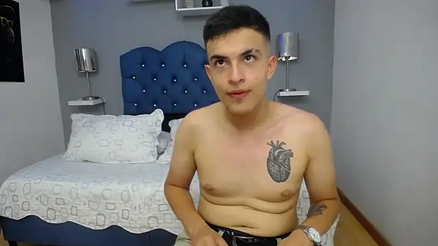 massimo_greco_'s cam snapshot