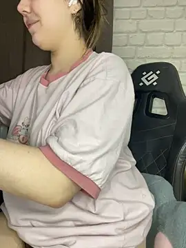 _babycherry's cam snapshot