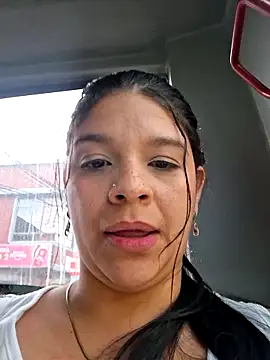 Layla-daring live sex cam