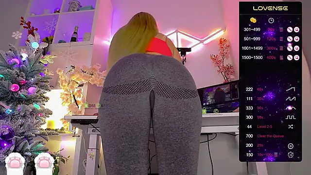 Elena-Marilyn's cam snapshot