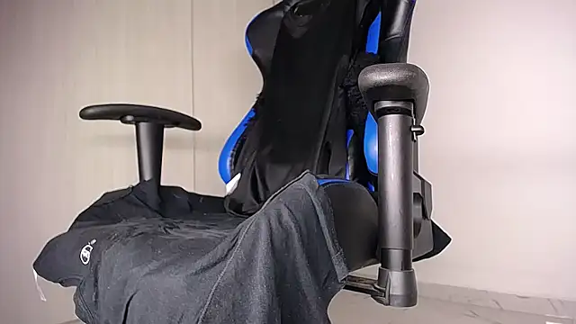 MAXJONES_2 live sex cam