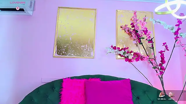 scarlette69's cam snapshot