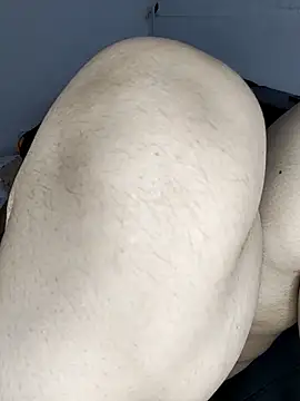 Nahomy_cm's cam snapshot