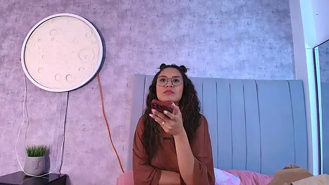 karla-ruiz's cam snapshot