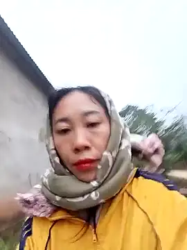 -Chua-90's cam snapshot