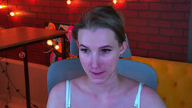 Megan_Rodgers's cam snapshot