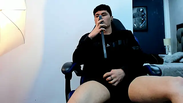 roan_birkin's cam snapshot