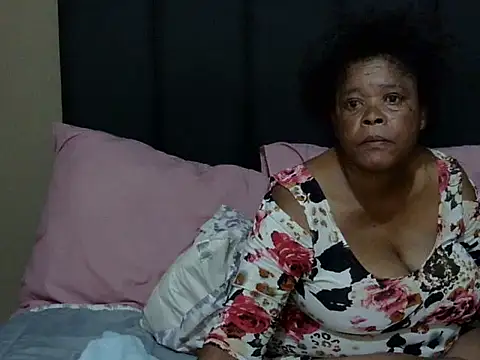 bigsexymama2 live sex cam