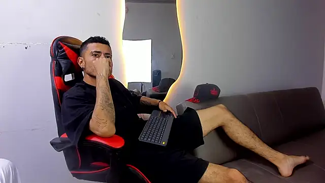 MatthewCullen's cam snapshot