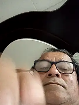 Misterymem63's cam snapshot