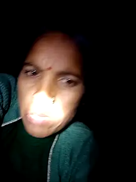 Cutsedi3's cam snapshot