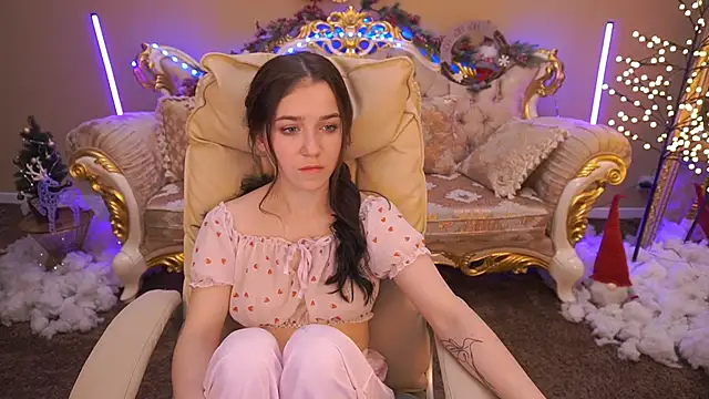 OliviaDesire's cam snapshot