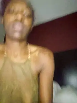 oliviaprettypussy's cam snapshot