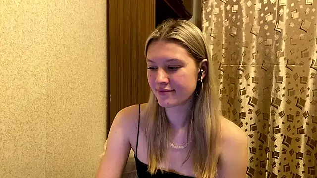 SkyeDavis's cam snapshot