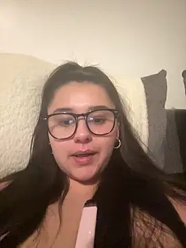 Wild_Busty_Niyah_XX live sex cam