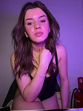 -Leasophie's cam snapshot